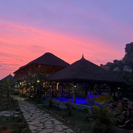 Hill Stone View Hampi Hotel Exterior photo