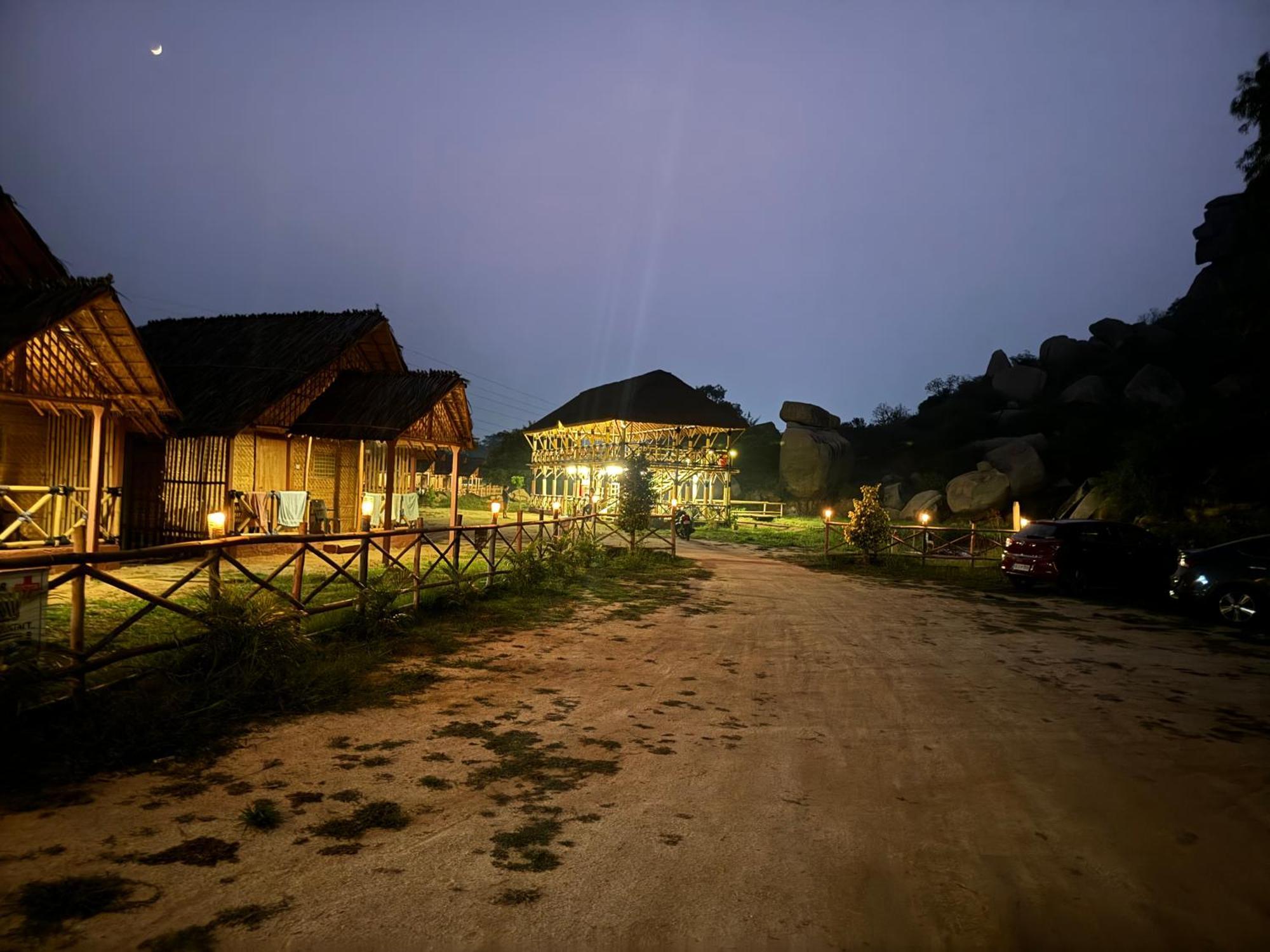 Hill Stone View Hampi Hotel Exterior photo