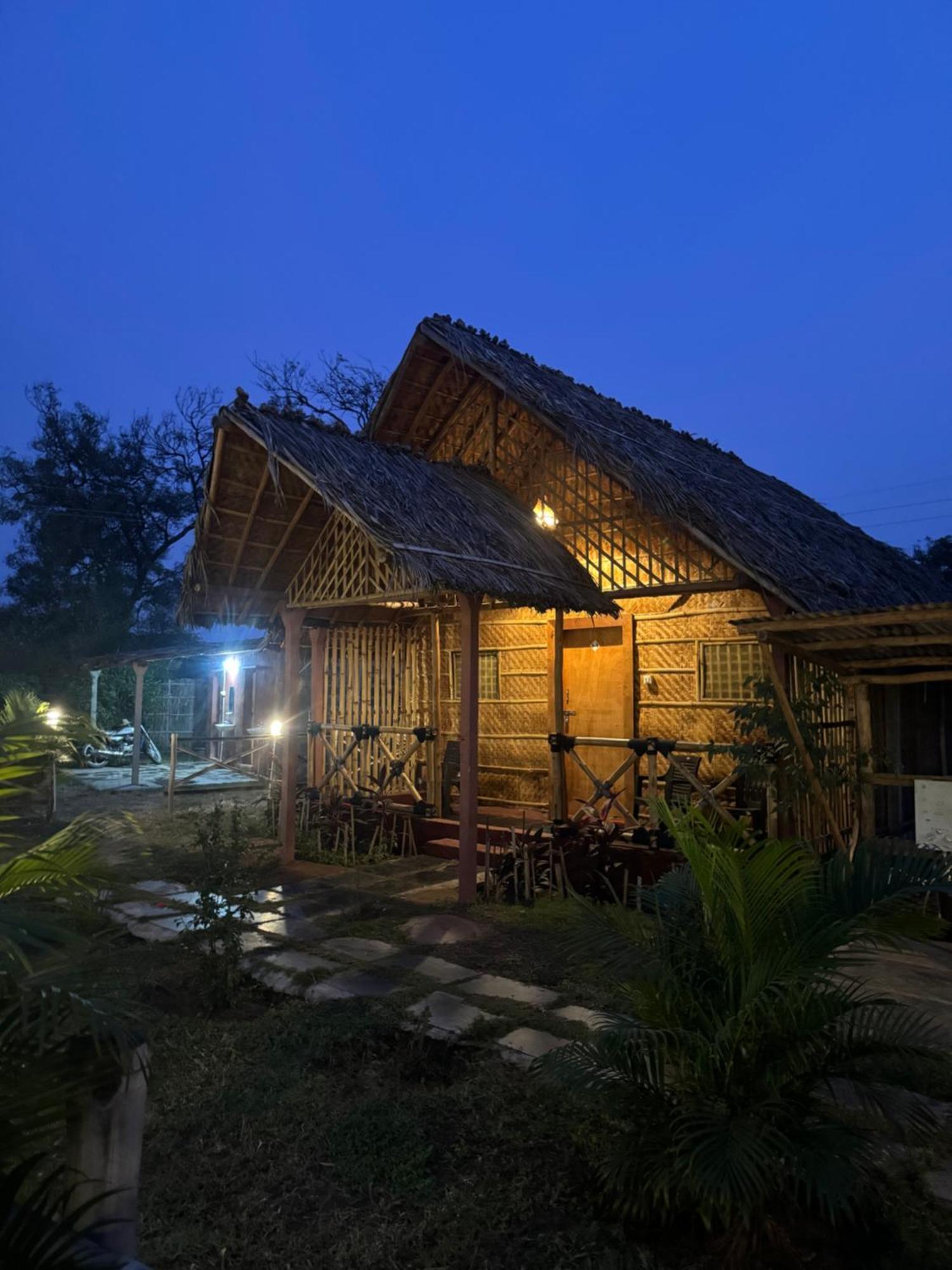 Hill Stone View Hampi Hotel Exterior photo